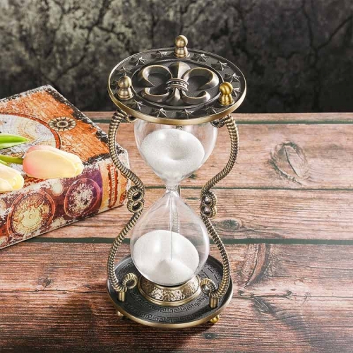 Anchor pattern metal hourglass
