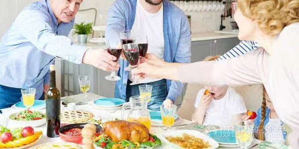 What's A Suitable Gift for Housewarming?